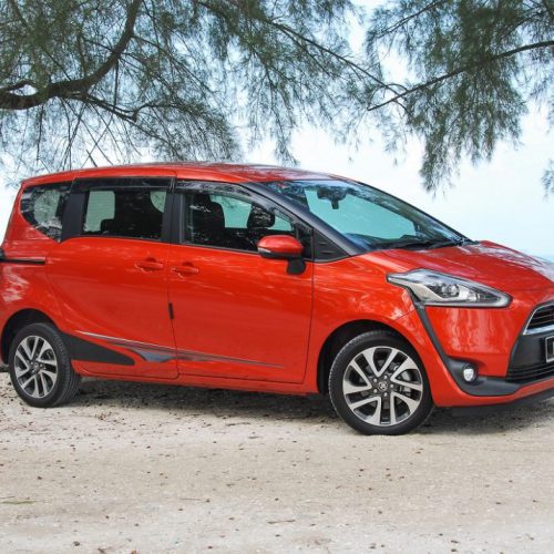 Toyota Sienta 2017-2019