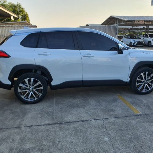 Toyota CROSS