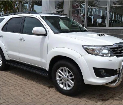 Toyota Fortuner 10-14 — 7 мест