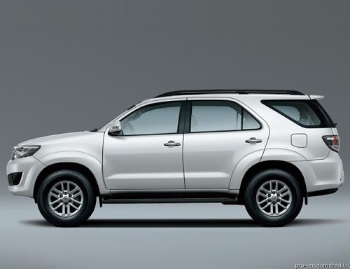 Toyota Fortuner 10-14 — 7 мест